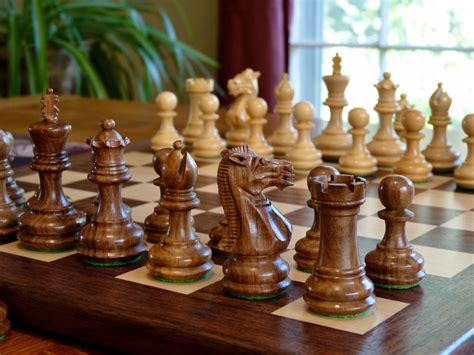 Wooden chess set — Three Trees Workshop | Juego de ajedrez, Ajedrez de ...