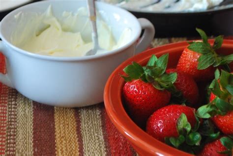 How to Make Homemade Crème fraîche - Always Order Dessert