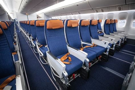 Press Release: Aeroflot unveils first retrofitted Boeing 777 - Runway ...