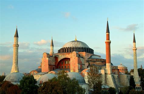 20 Top-Rated Tourist Attractions in Istanbul | PlanetWare