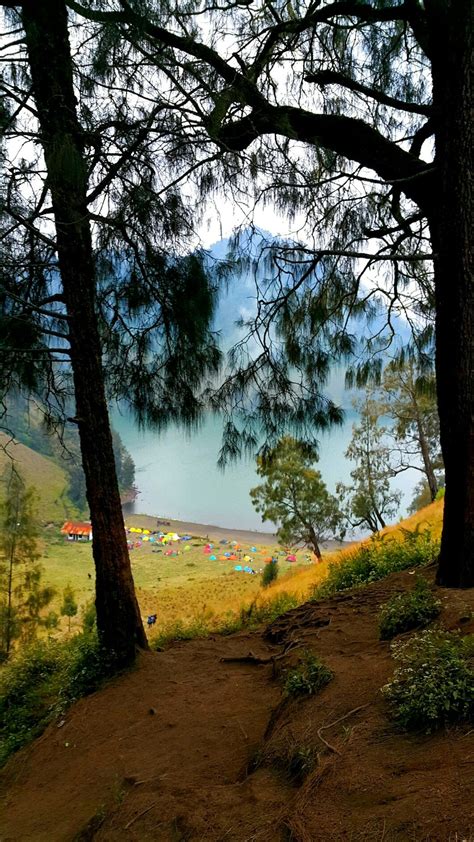 Lake Ranu Kumbolo (2.400 masl), Bromo Tengger Semeru National Park ...