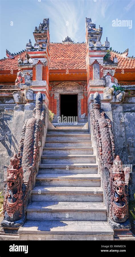 Temple Brahma Vihara Arama, Bali, Indonesia Stock Photo - Alamy