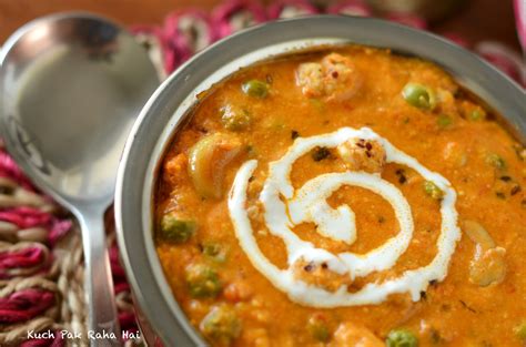 Makhana Kaju Matar Curry recipe