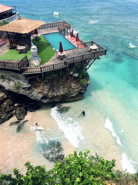 7 Best Beaches In Uluwatu, Bali - Where To Find Them