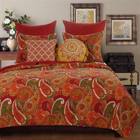 Paisley Print King Size Quilt Set with 2 Pillow Shams, Cinnamon Red ...