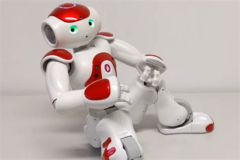 Lucy, il robot umanoide NAO, danzerà per gli studenti al DamsLab ...