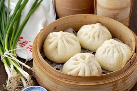 Chinese Steamed Pork Buns (Baozi) | Asian Inspirations | Recipe ...