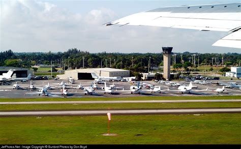 KPBI | Airport | Ramp | Sunbird Photos by Don Boyd | JetPhotos