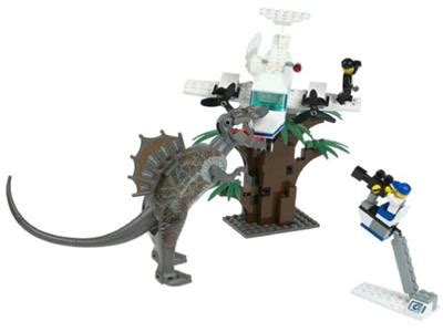 LEGO 1371 Studios Jurassic Park III Spinosaurus Attack | BrickEconomy