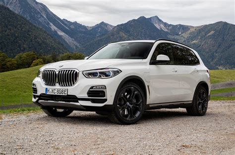 BMW X5 xDrive 45e 2019 review | Autocar