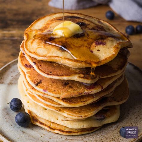 American Blueberry Pancakes (+ tips for fluffy pancakes) - Proper Foodie