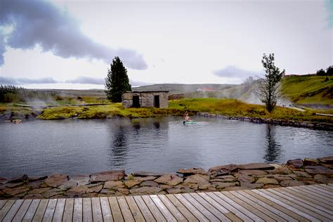 Secret Lagoon, Dinner Buffet and Northern Lights | Guide to Iceland