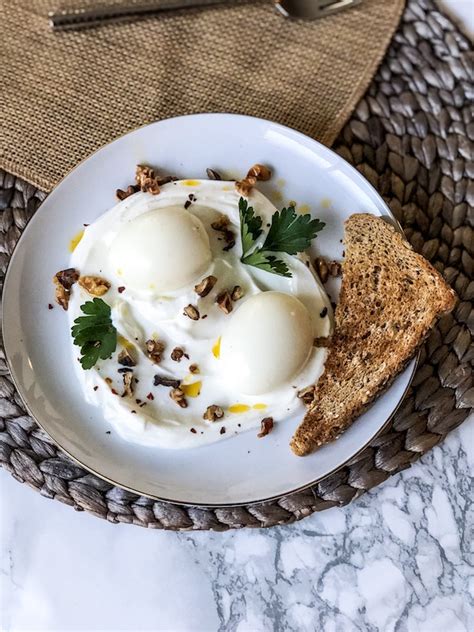 My Favorite Summertime Breakfast: Turkish Eggs with Yogurt