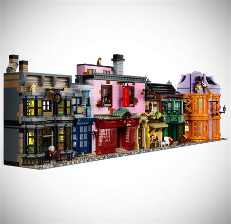 LEGO Unveils New Harry Potter (75978) Diagon Alley Set, Here's a First ...