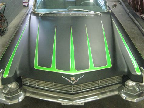 Pinstripe Chris: Custom paint on the Cadillac (aka Cattle Smack) Part 2