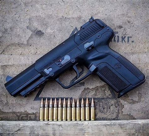 FN HERSTAL | Guns, Guns and ammo, Pistol