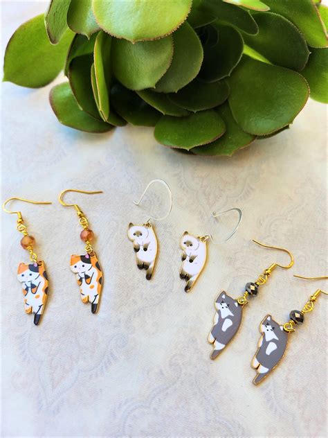 Cute Siamese Cat Earrings – Bali Mantra