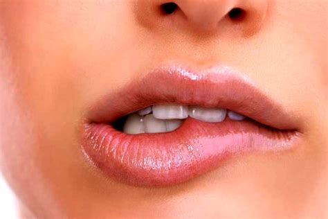 Don't Ignore These 10 Health Warning Signs Your Lips are Telling You ...