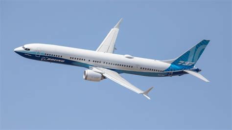 Boeing warns of 737 Max delays over quality problem - BBC News