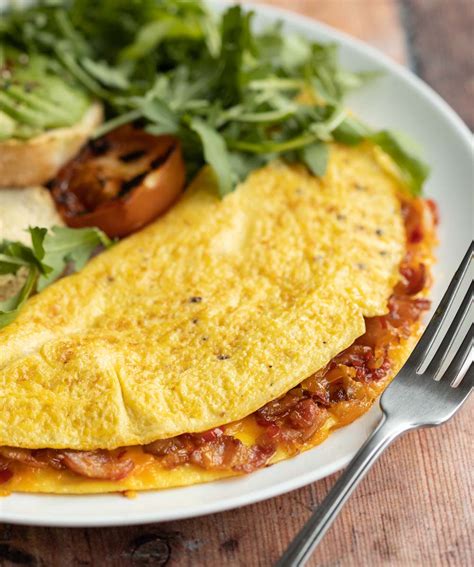 Chilli, Cheese & Bacon Omelette | Don't Go Bacon My Heart