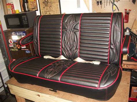 Hot rod seat redo in black and red. | Vinyl-Lux