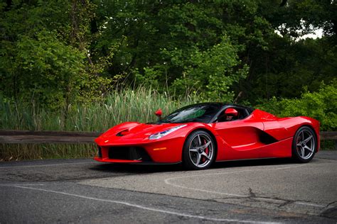 High Quality Ferrari LaFerrari Wallpaper