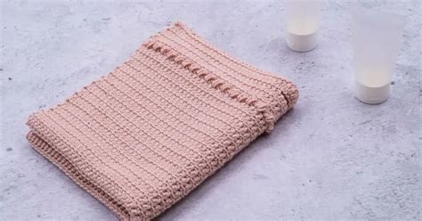 Crochet Hand Towel Pattern | AllFreeCrochet.com