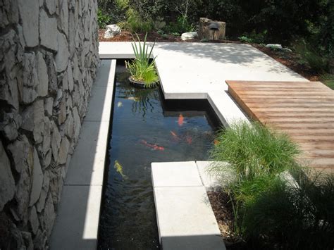 67 Cool Backyard Pond Design Ideas - DigsDigs