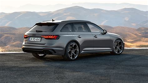 Audi RS4 Avant Competition: fine-tuned hot estate arrives for 2022 ...