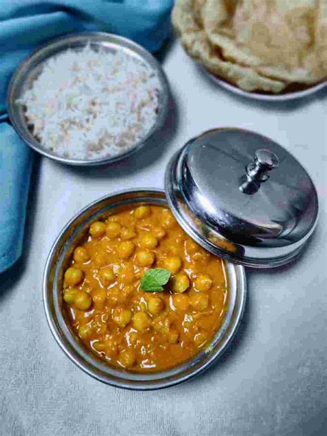 Chole(chickpeas) recipe - hassanchef restaurant style recipes