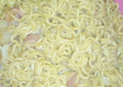 Indomie sausage Recipe by ESTHER MBUKO@ABJ Moms - Cookpad