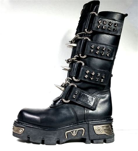 NEW ROCK BOOTS MENS 8.5 New Rock Black LEATHER W/ SPIKES & CHAINS ...