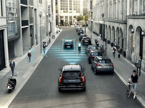 The all-new Volvo XC90 - City Safety - Volvo Car USA Newsroom