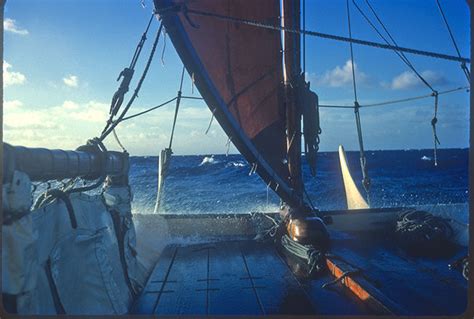 Hōkūle'a tribute - Adventurer's Hawai‘i