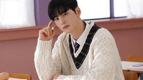 Photos Of ASTRO's Cha EunWoo as Lee SuHo From Drama "True Beauty" - Kpopmap