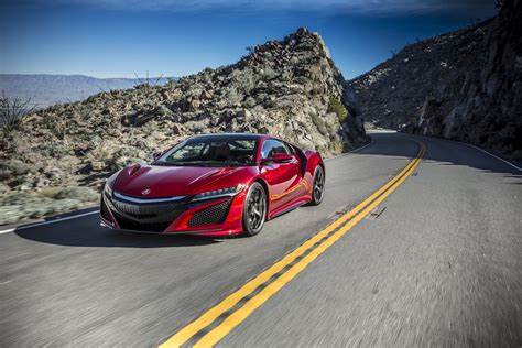 Acura NSX Sport Hybrid SH-AWD 2017 - International Price & Overview