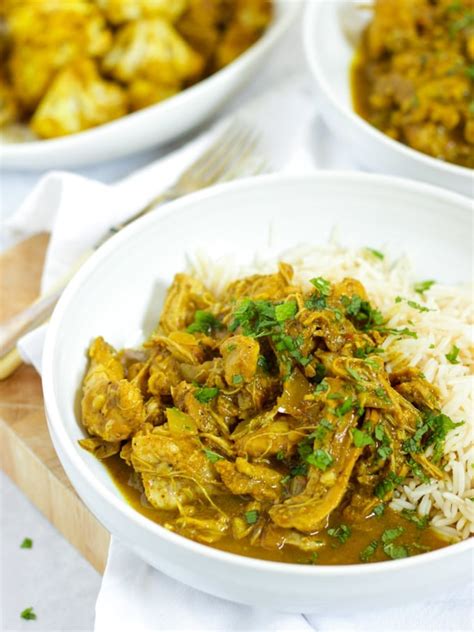 Slow Cooker Chicken Curry - The Easiest EVER recipe!