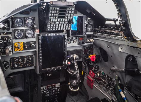 T-38 Talon Cockpit | Matt Dalton | Flickr