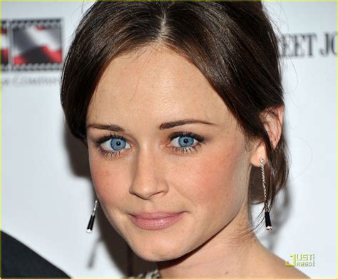 Alexis Bledel: 'Conspirator' NYC Premiere! | Alexis Bledel, James ...