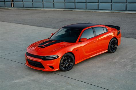 2017 Dodge Challenger T/A and Charger Daytona Add Retro Flair, More ...