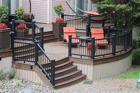 Trex Transcend Deck and Rail - Patio Deck Designs