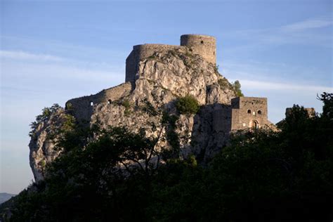 Evening light on the castle of Srebrenik | Srebrenik Castle | Srebrenik ...