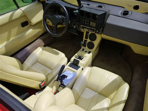 Lamborghini Jalpa 1982 - 1988 Specs and Technical Data, Fuel ...