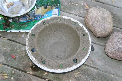 Ashley DIY: DIY Concrete Bird Bath for Under Ten Bucks