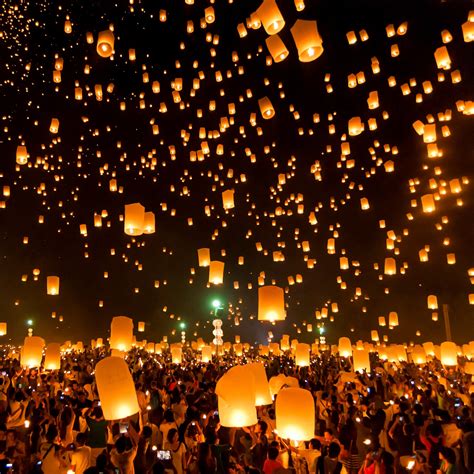 Thailand’s Yi Peng Lantern Festival Is Absolutely Magical | Floating ...