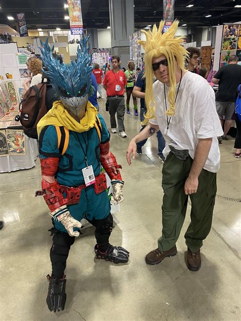 My Updated Deku Cosplay at AwesomeCon : r/MyHeroAcadamia