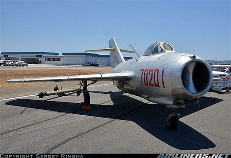 Mikoyan-Gurevich MiG-15bis aircraft picture | Aircraft pictures ...