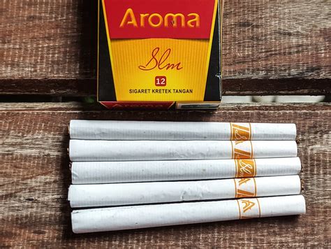 aroma slim 12 batangan » Boleh Merokok