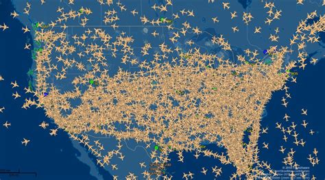 Live flight tracking of planes on the busiest travel day of the year