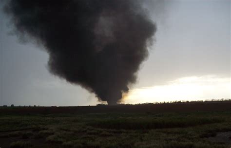 Oil tank that caught fire...thankfully everyone was safe Fire, Natural ...